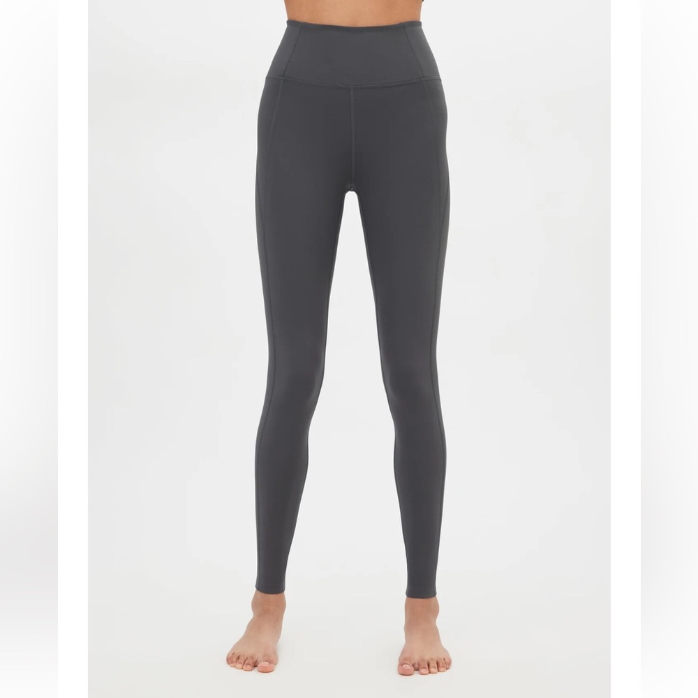 Girlfriend Collective Moon Compressive High Rise 7/8 Length Leggings Dark Grey M